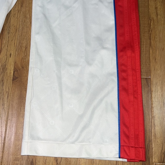 Adidas pants EUC - Picture 3 of 10